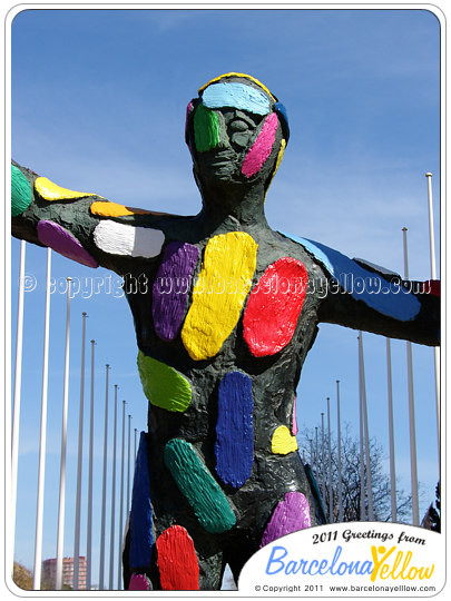 vila_olimpica_marc_sculpture