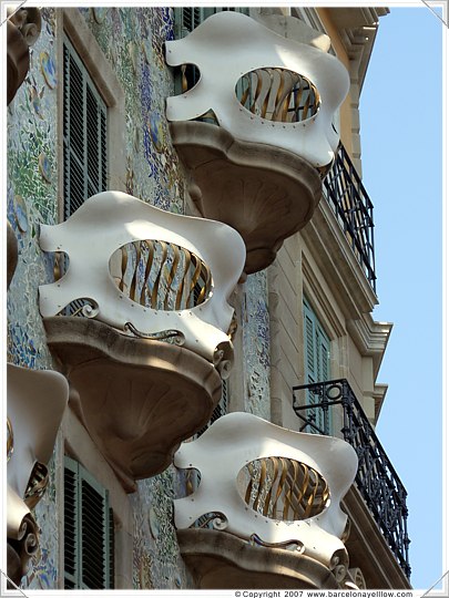 balconies casa batllo