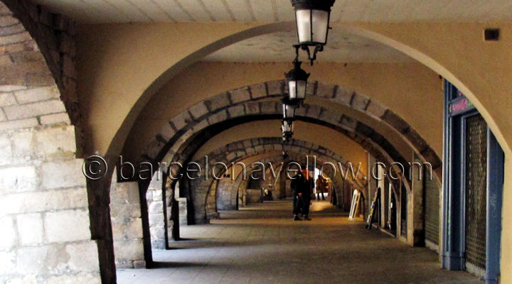 girona_arches_rambla