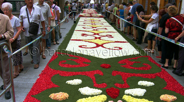 sitges_streets_festival_flower_carpets