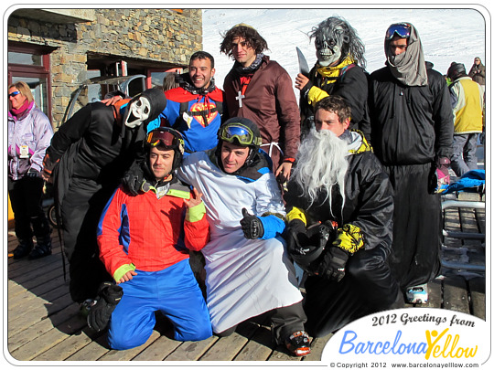 Baqueira-Beret carnaval skiiers